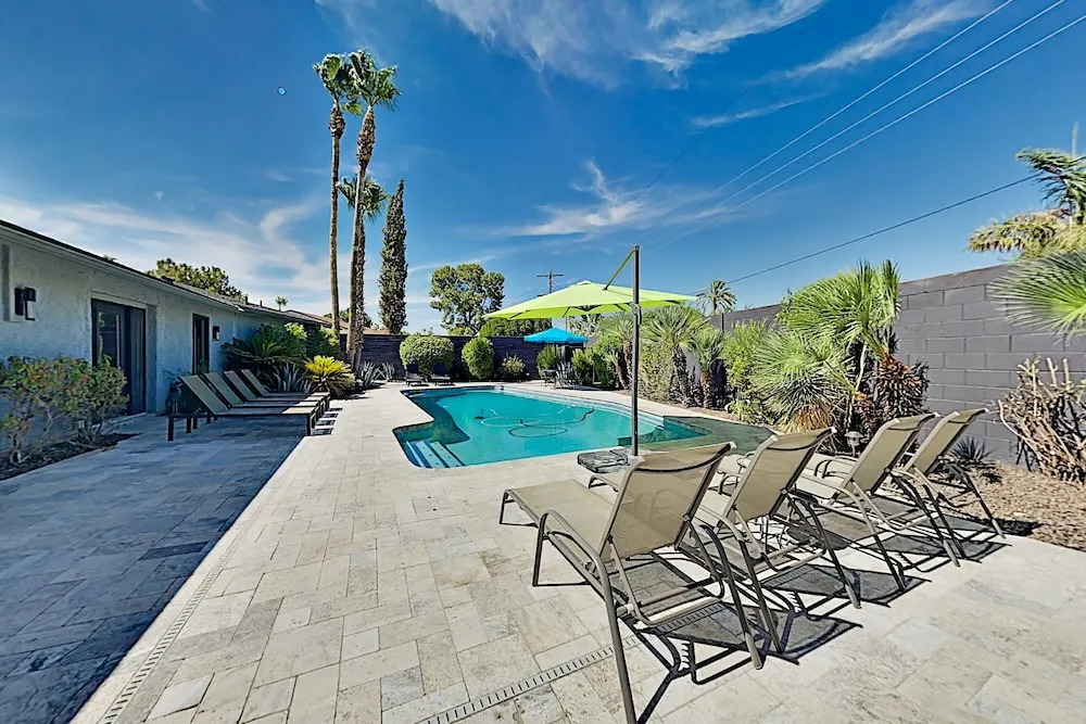 Peaceful Walled Paradise W/ Private Yard & Pool 4 Bedroom Home
