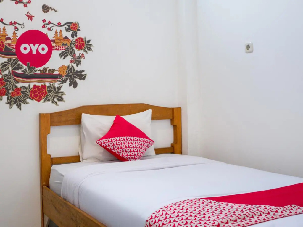 OYO 447 Hutasimo Residence
