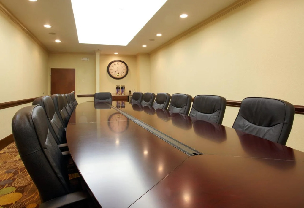 Holiday Inn Express & Suites Deer Park by IHG