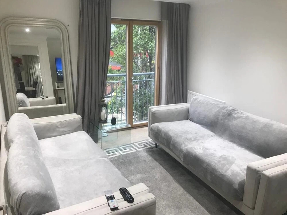 Inviting 3-bed Apartment in London