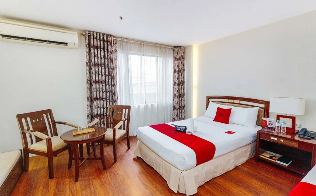 RedDoorz Plus near Mango Avenue Cebu