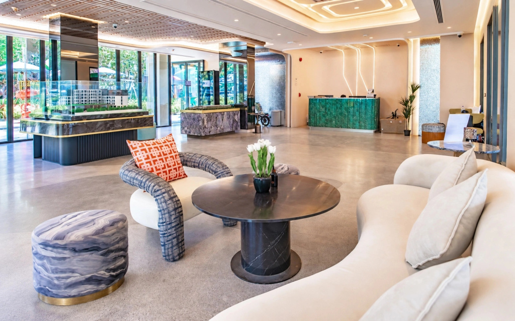 Апарт-отель Bellevue Beachfront by TVC