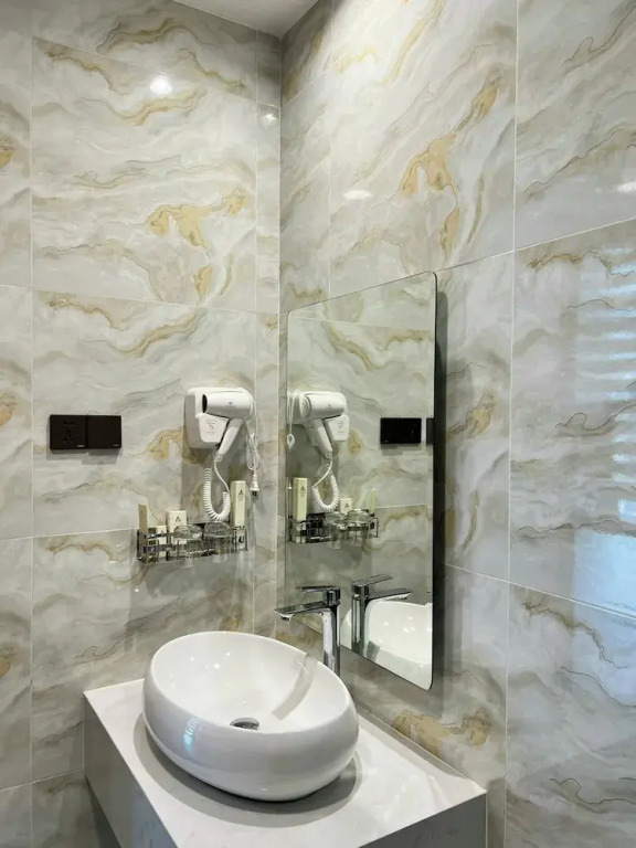 Tran Long Hotel Quan 12