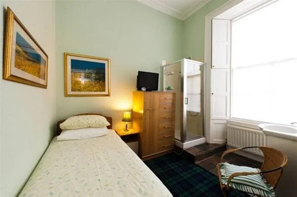 Garlands Guest House