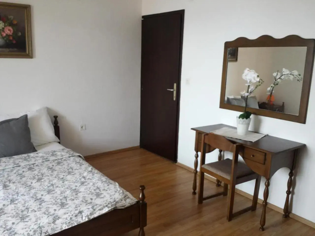 Apartments "Villa Mungos" Sobra