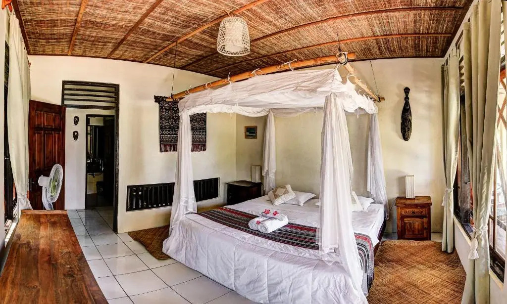 Malole Surf House