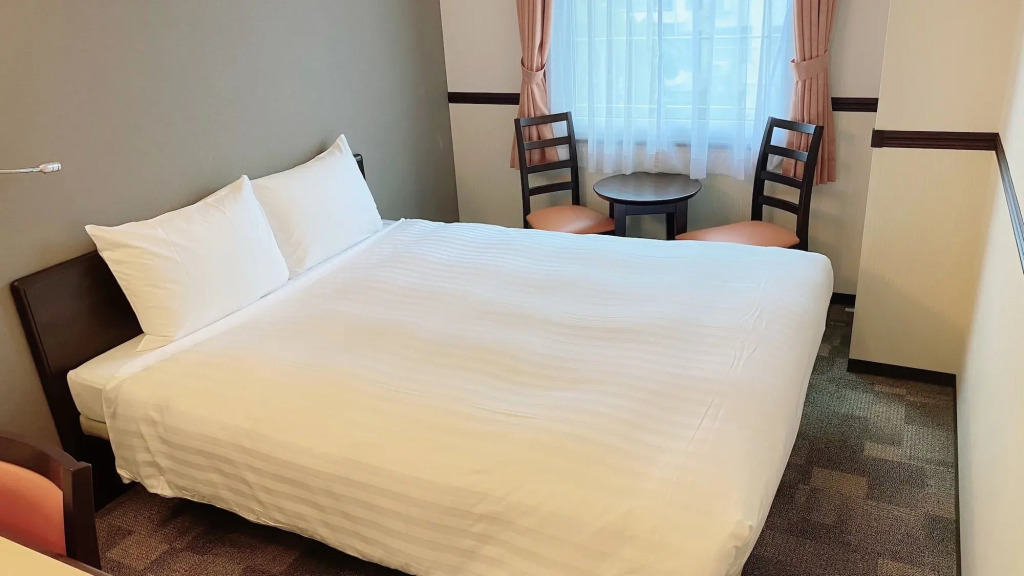 Toyoko Inn Shin-osaka Higashi-mikuni Ekimae