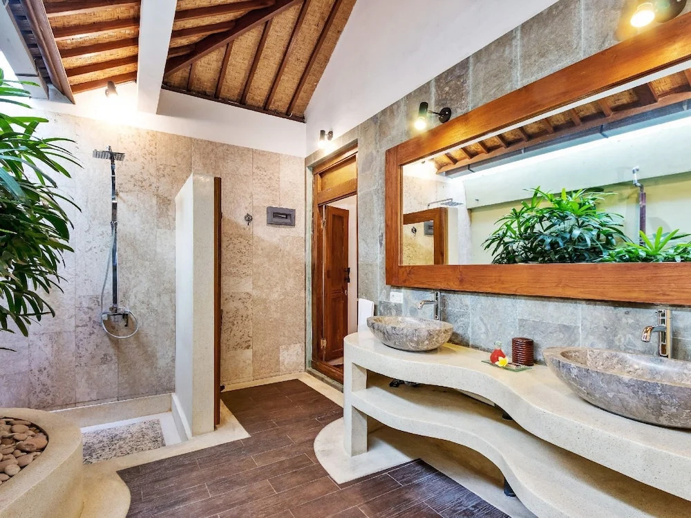 Villa Shantika by Villa Finder