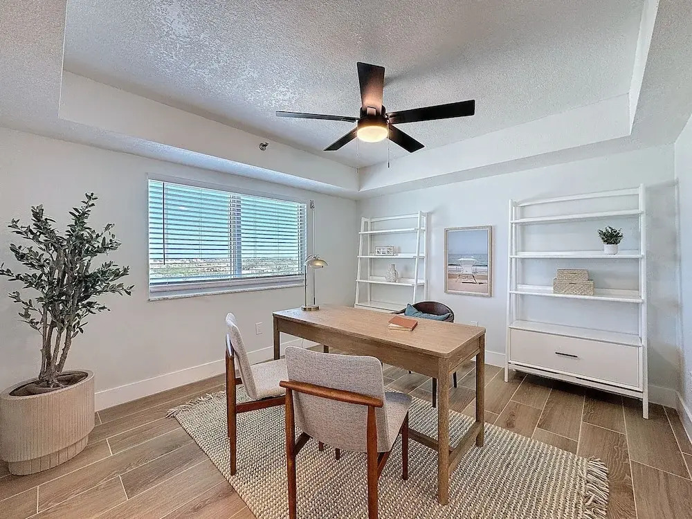20002 Gulf Blvd, Penthouse 5