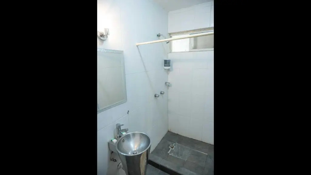 4 Master Suite for 2 People