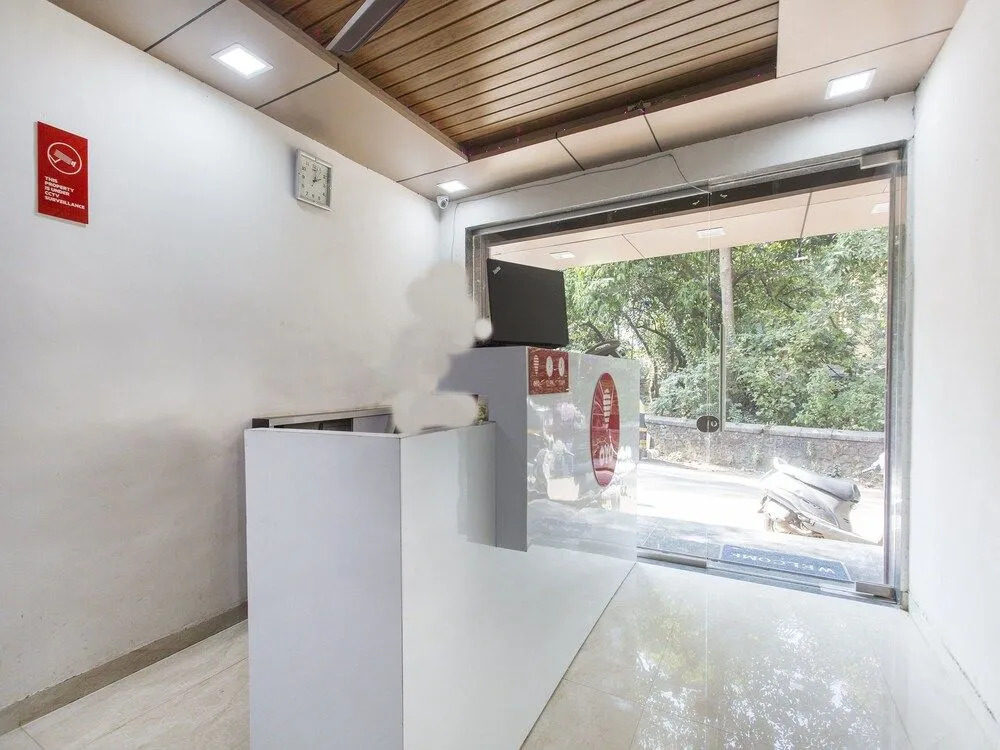 OYO 10374 Hotel Swapnalok