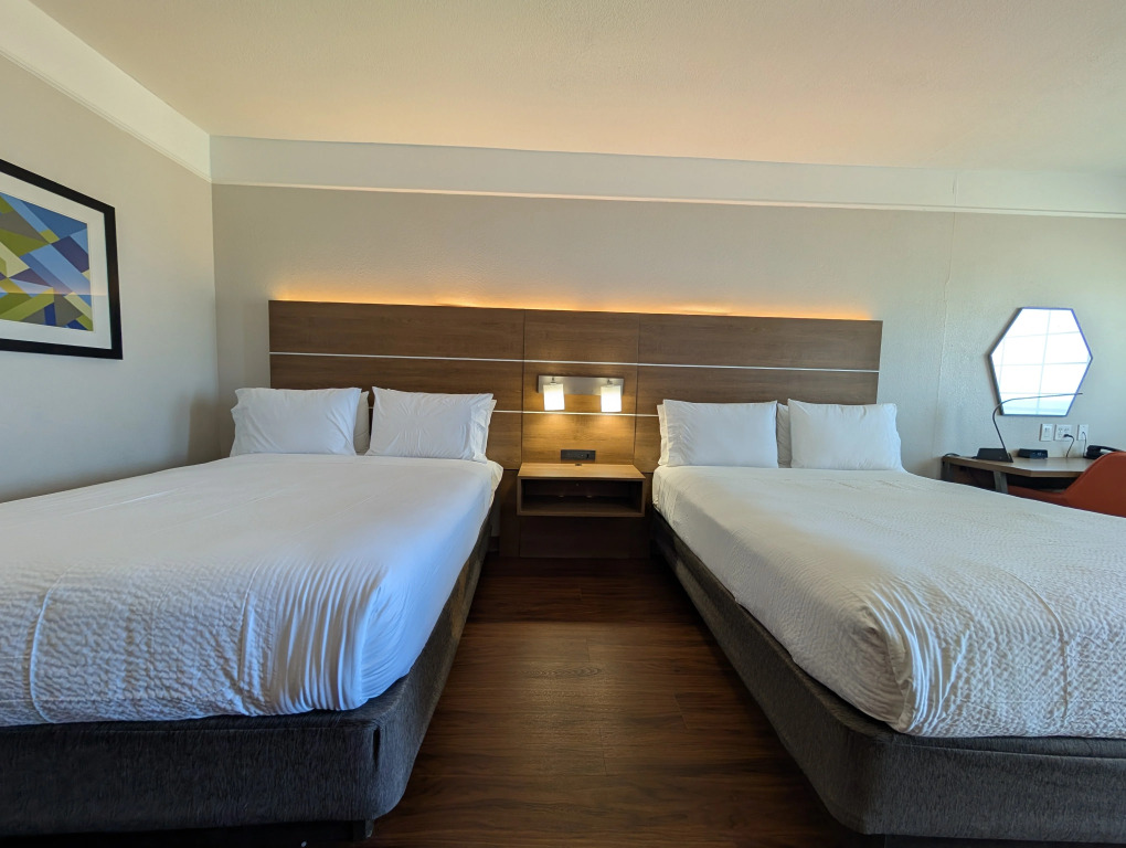 Holiday Inn Express & Suites Galveston West-Seawall by IHG