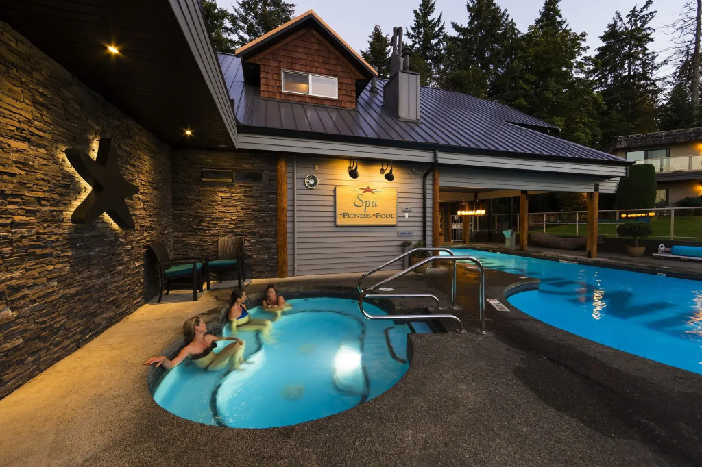 Kingfisher Pacific Resort & Spa