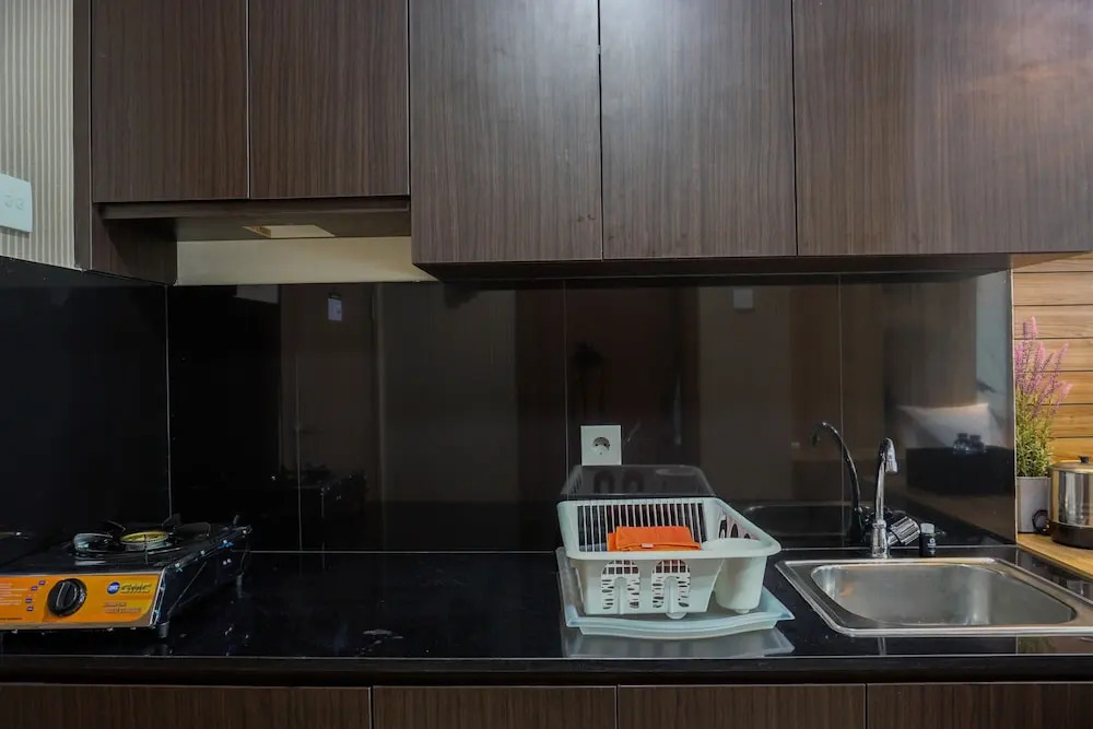 Cozy Studio Apartment at Puri Orchard Near Shopping Mall
