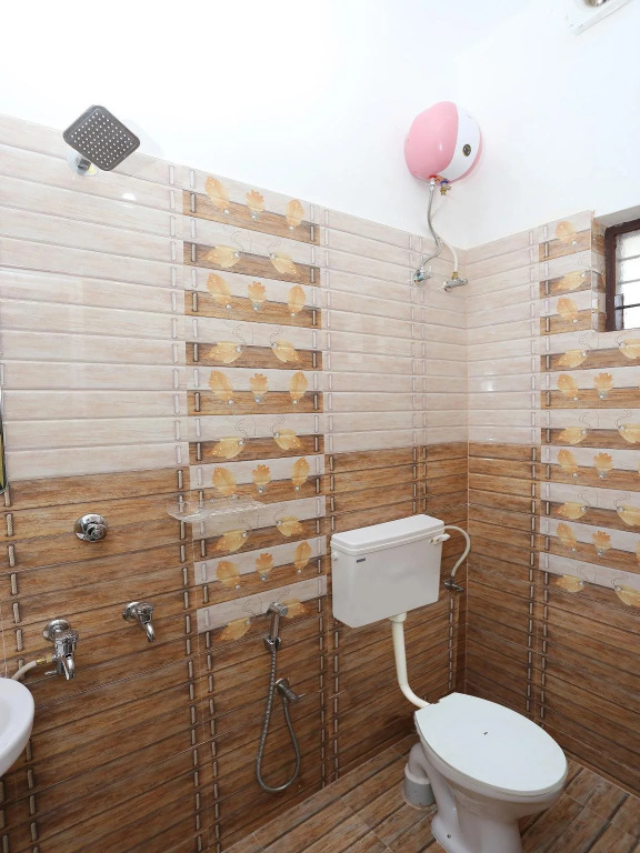 Oyo 25117 Grand Villa