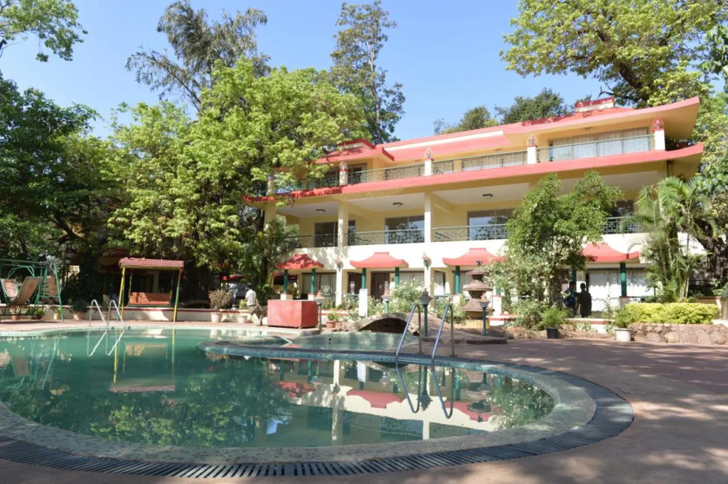 Adamo The Resort