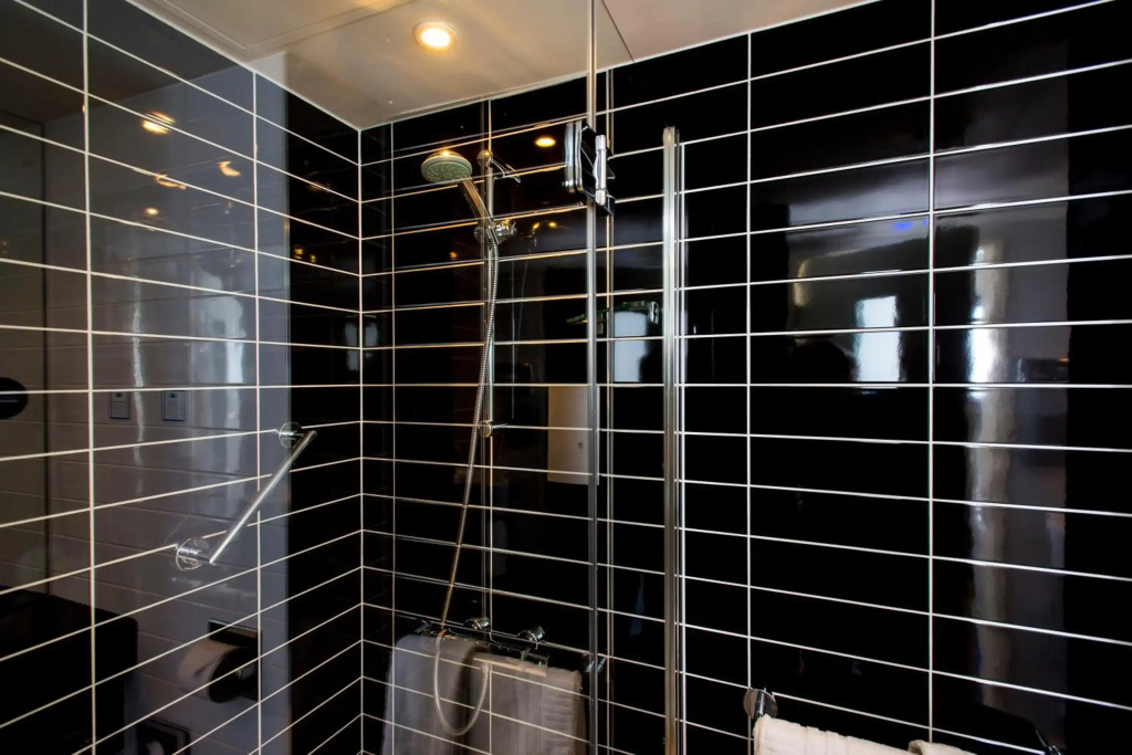 Holiday Inn Express Birmingham - Snow Hill by IHG
