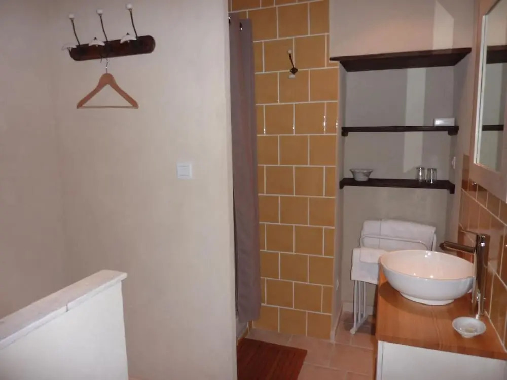 La Calade Chambres dHôtes & Espace Bien-Etre