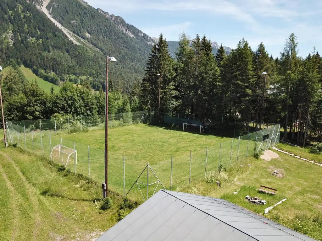 Mountain Hotel & Hostel