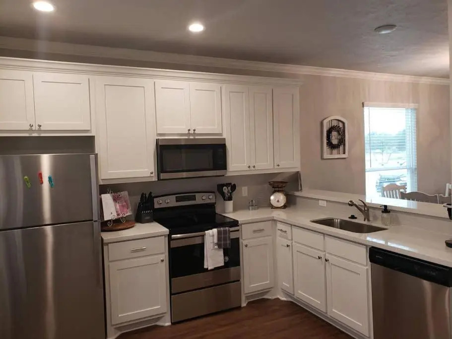 NEW 4/4 Farmhouse style house in College Station!