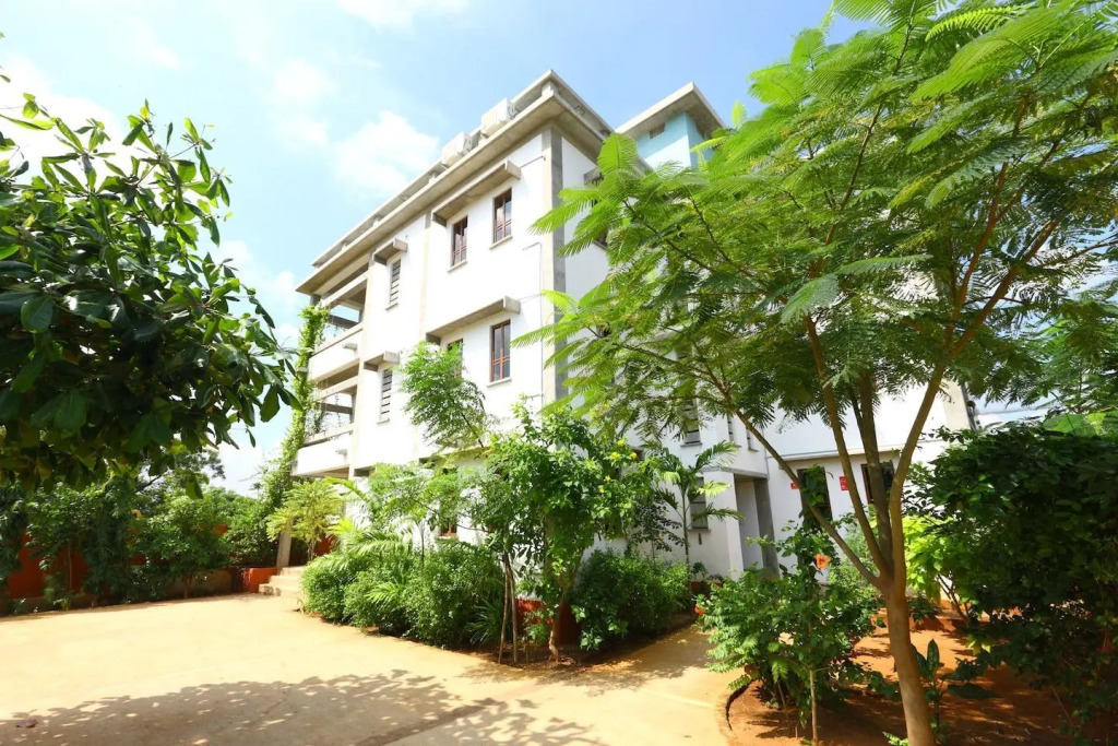 OYO 10054 Elite Inn