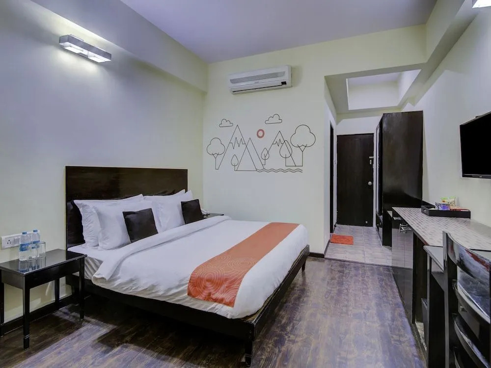 Collection O 30042 Melody Inn Whitefield