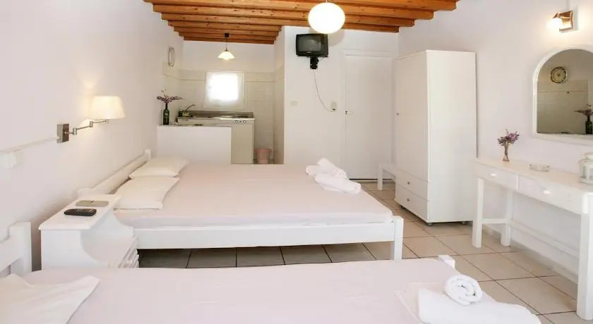 Tinos Camping & Bungalows