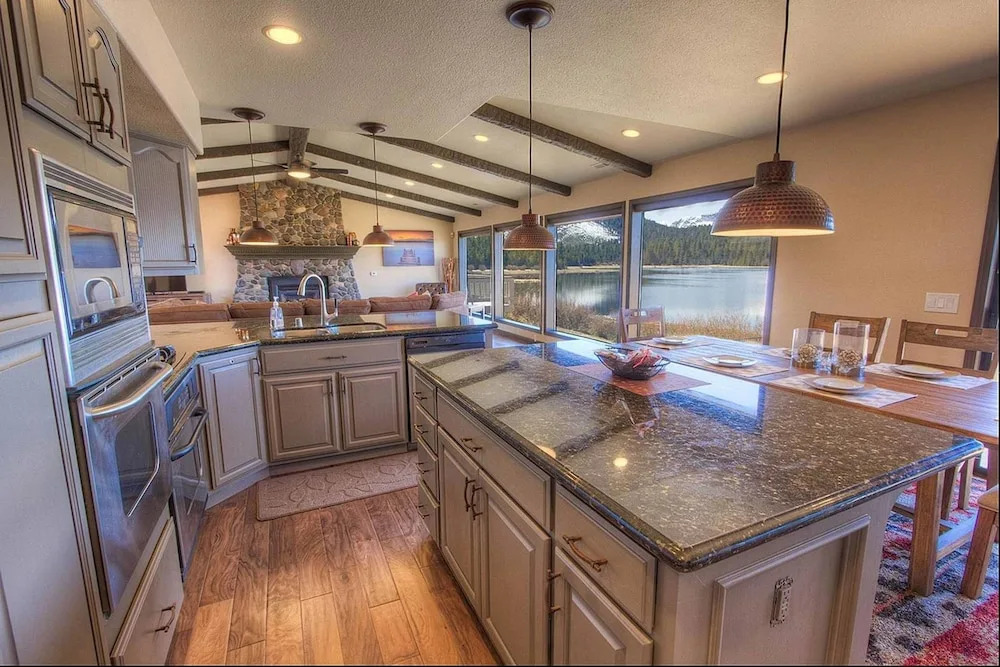 Epiphany by Lake Tahoe Accommodations