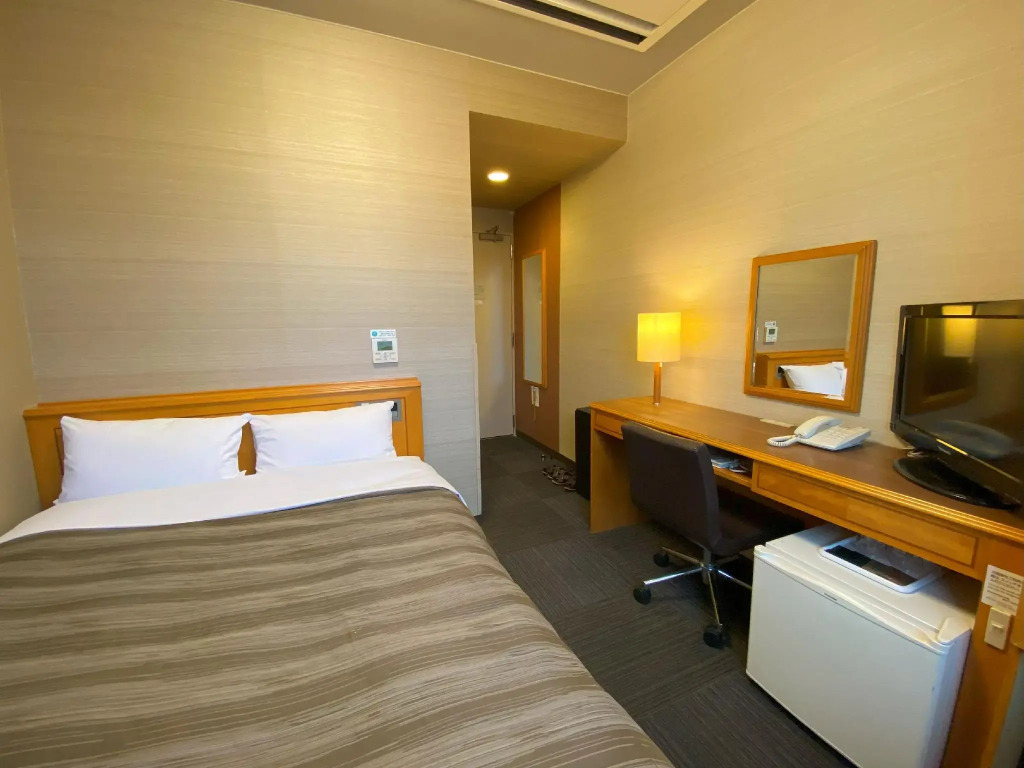 Hotel Route-Inn Shin-Shirakawa Eki Higashi