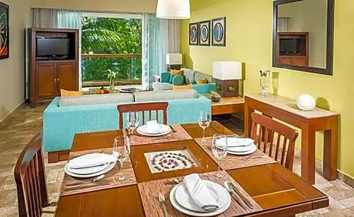 Suites at Mayan Palace Vidanta Resort Riviera Maya
