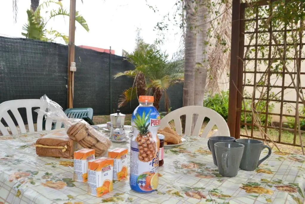 Charming Home On The Beach With Spacious Terraces Garden - Pets Allowed