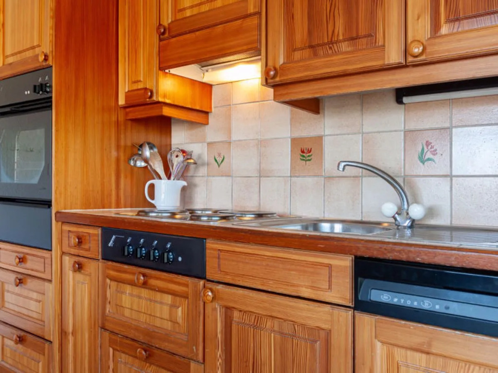 Apartment Hauts De Nendaz B OP by Interhome