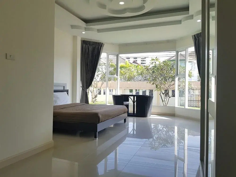 TY Holiday Resort