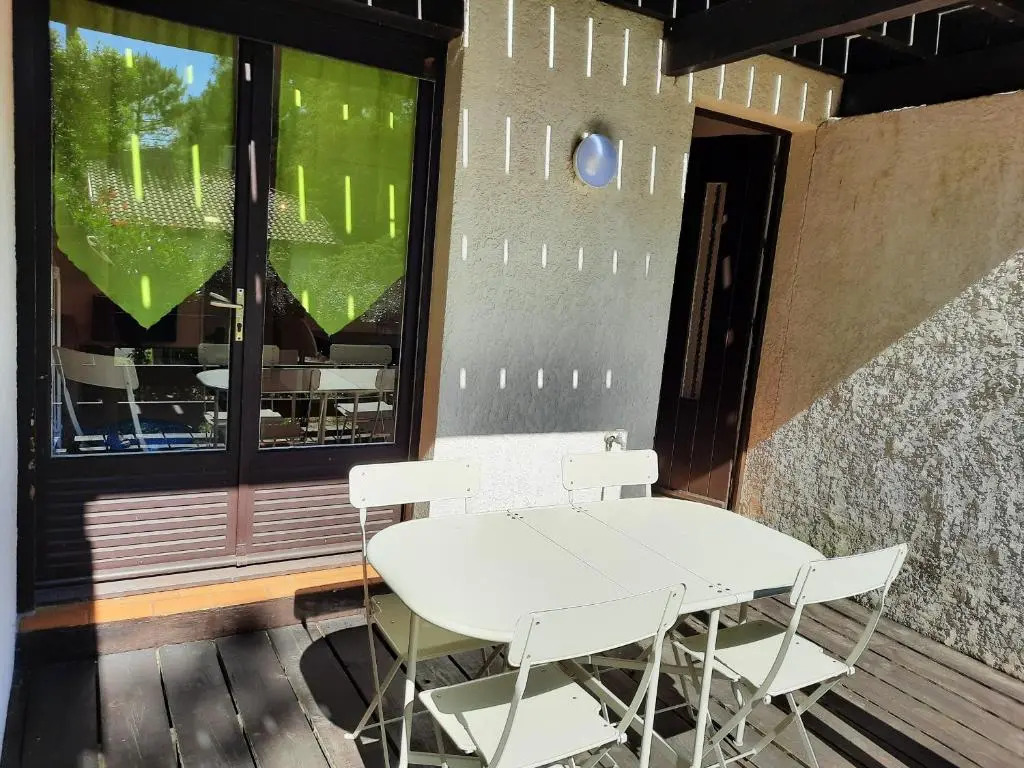 Villa Patio Duplex Calme, Proche Plage et Commerces, Idéale pour 4 Pers. - FR-1-239-237