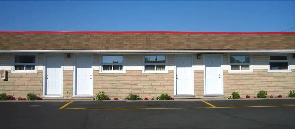 Eastcourt Motel