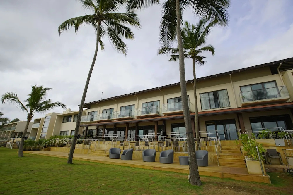 Reefs Edge Hotel