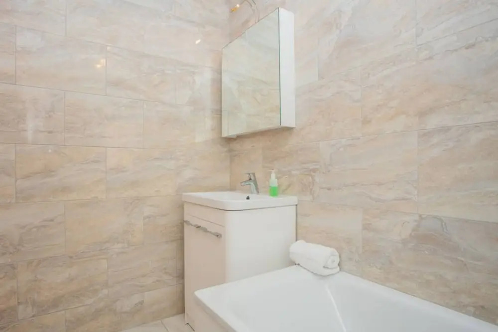 Sunny 2 Bedroom Flat in Islington