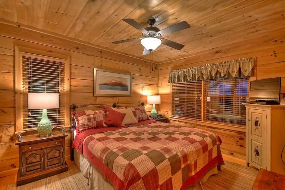Treehouse Retreat by Escape to Blue Ridge