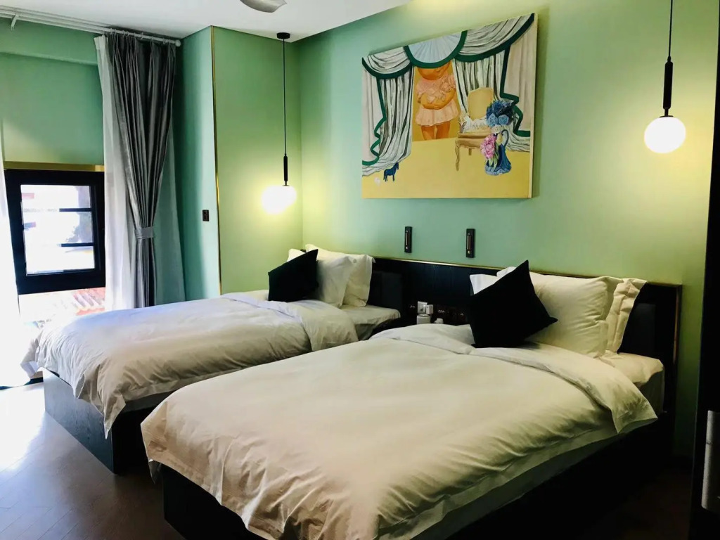 Moon and Chalice Boutique Hotel