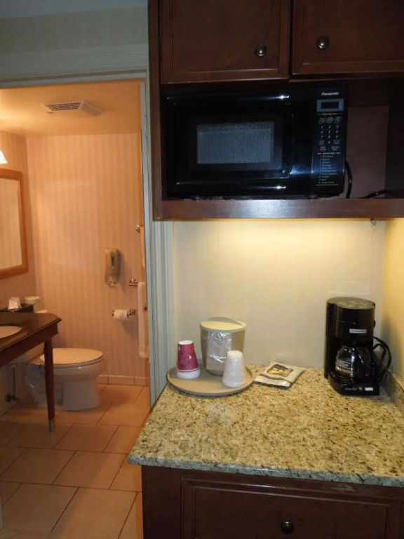 Rockville Centre Hotel - JFK Airport