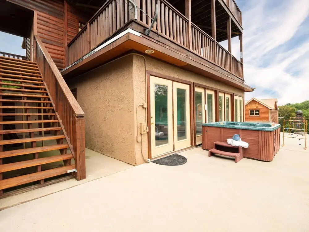 Red Oak by AvantStay Secluded Home w Gorgeous Views Pool Hot Tub Large Deck