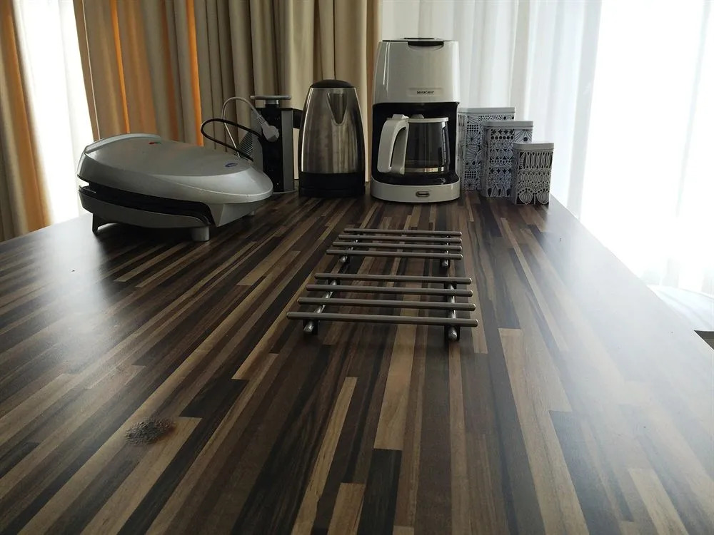 Leidse Square Nightlife Apartment
