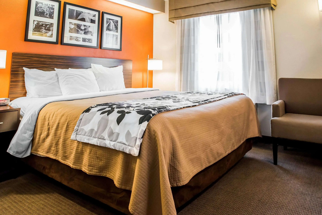 Days Inn & Suites Bridgeport - Clarksburg