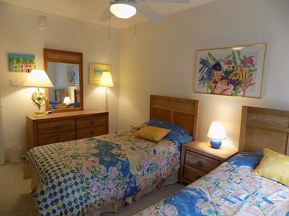 St. Julien Summer House - 5 Br Home