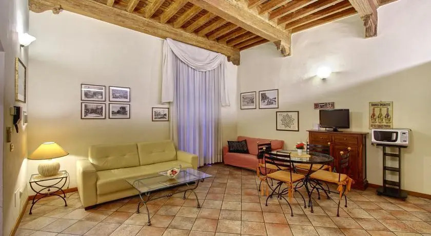 Wine Apartments Florence Moscato