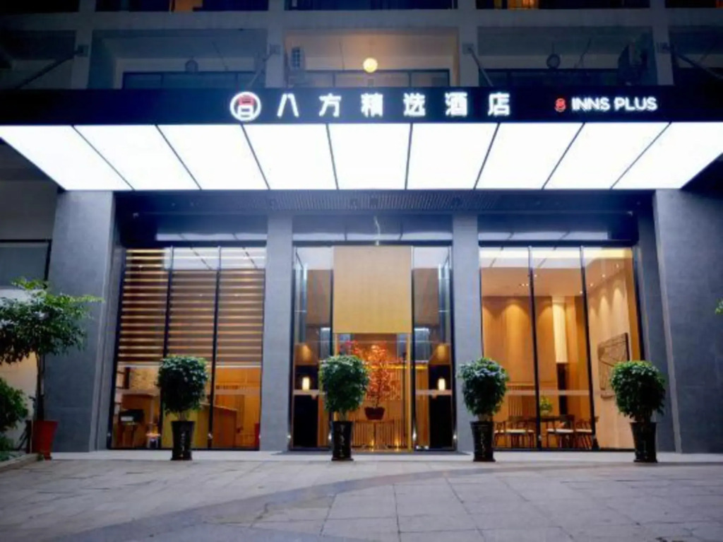 8inns plus Hotel