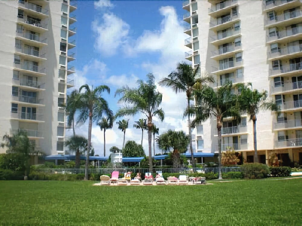 Estero Beach & Tennis 608B by RedAwning