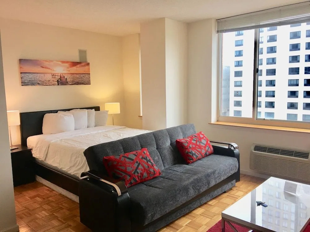 Skyview Luxury Suites - New York City