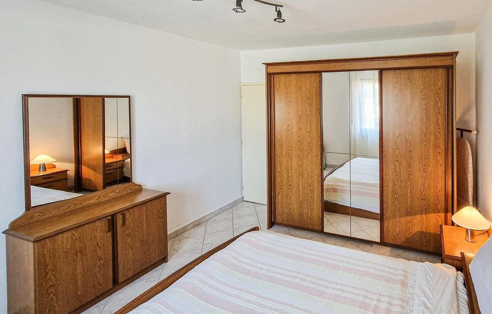 1 Bedroom Stunning Home In Marcana