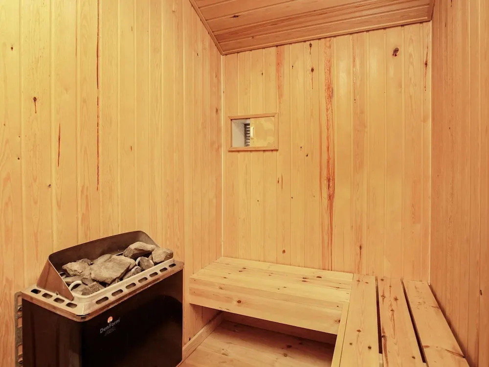 Modern Holiday Home in Millinge Near Sea